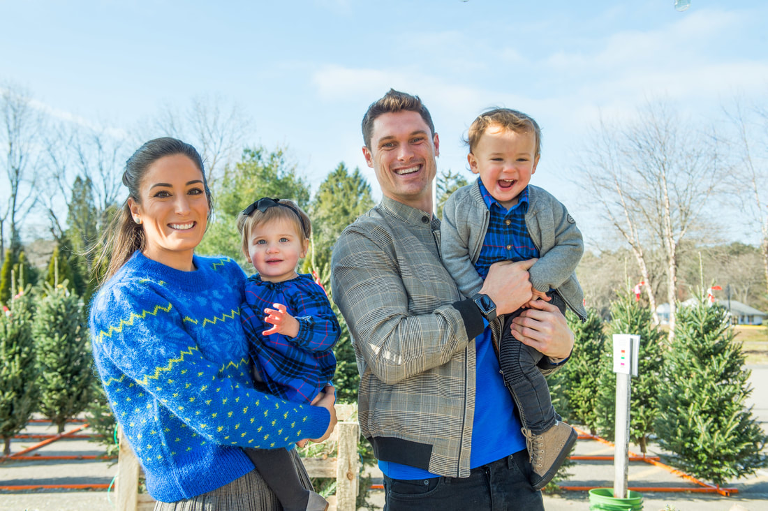 Holiday Photos with Chris Hogan and Family